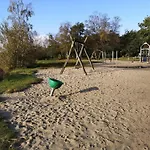 度假居 5 Person In